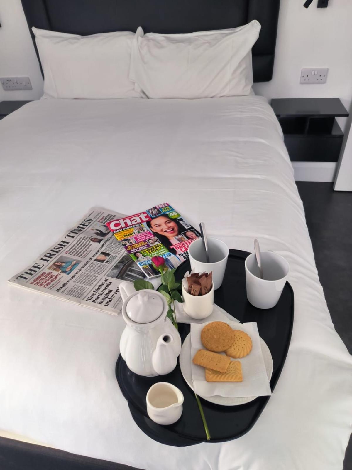 Bella Vista Hotel & Self Catering Suites Cobh Zewnętrze zdjęcie